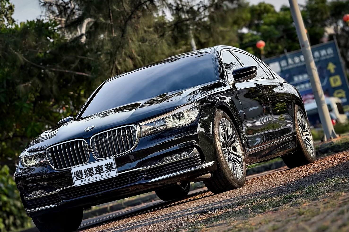 BMW 740Li