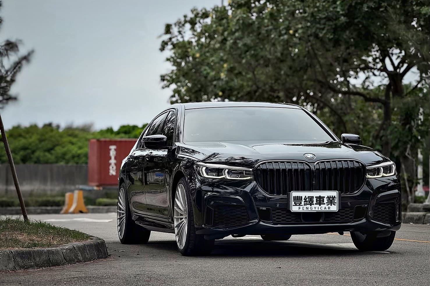 BMW 740Li