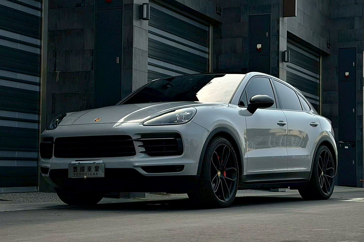 Porsche Cayenne Coupe